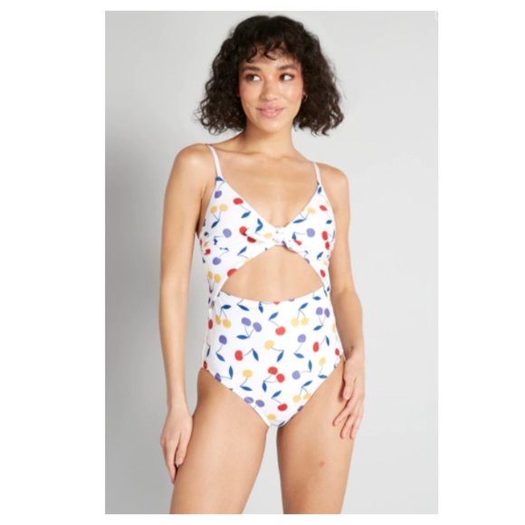 5/$100 SALE -  NEW Modcloth Siena White Cherry Bomb One Piece - Picture 1 of 6
